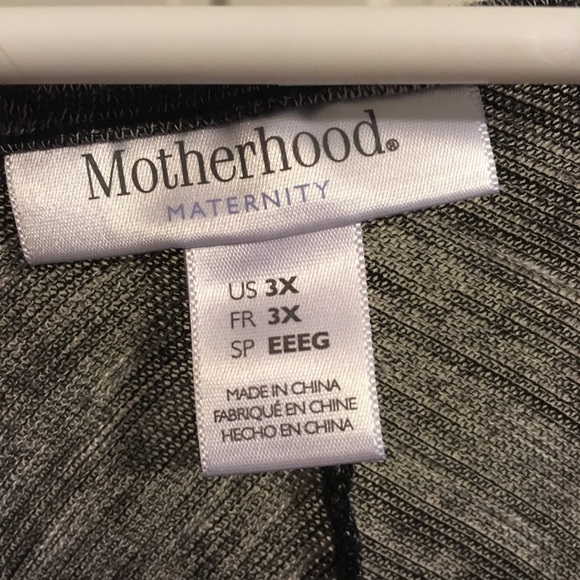 Maternity diagonal striped sweater - Picture 6 of 6